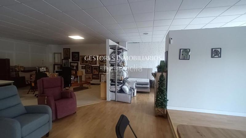 Foto 8f8c5e37-a785-4a22-bdd3-6fa3f04bb90d. Fabrikhalle in Muro de Alcoy