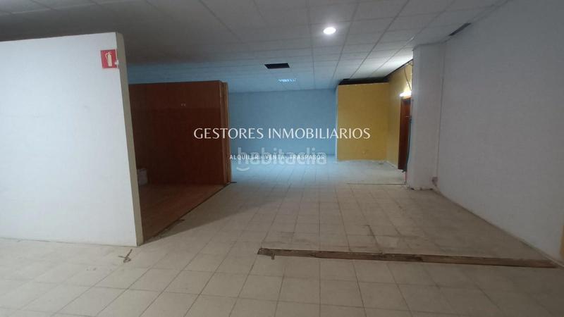 Foto c9811caf-94df-4092-ad66-28b459ff556c. Fabrikhalle in Muro de Alcoy