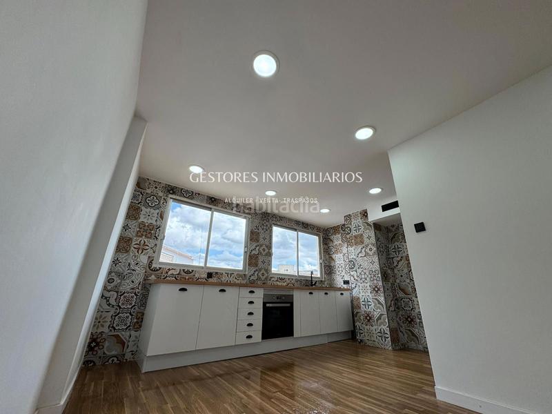 Foto 6708f8d5-13c6-41a7-9fa7-99a838d0f32f. Àtic a Santa Rosa Alcoi