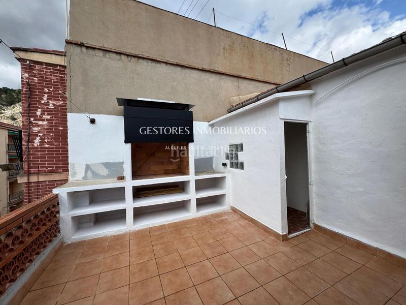 Foto a9c17116-fa33-492c-bcba-3b01cab327f7. Àtic a Santa Rosa Alcoi