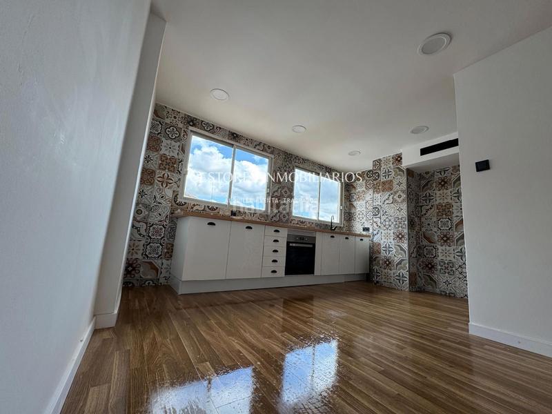 Foto dbfc4431-7c82-41c6-b395-acd37549baea. Àtic a Santa Rosa Alcoi