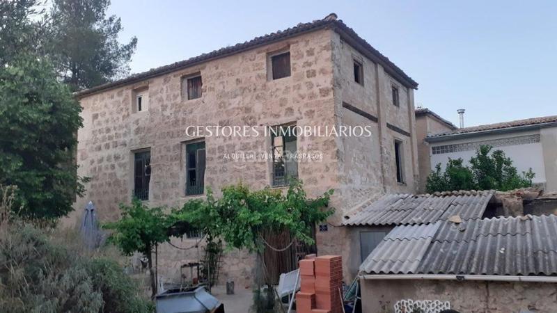 Foto 8ab965a4-688c-461d-b194-abc3a462dbd4. Casa amb aparcament a Batoi Alcoi