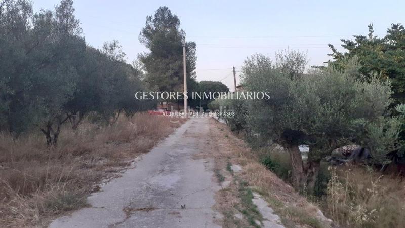 Foto c183c4d6-9873-42d1-9a15-d858be192d23. Casa amb aparcament a Batoi Alcoi