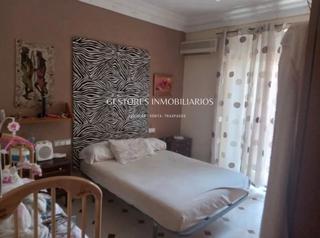 Flat in Eixample. Calle alfafara, 20