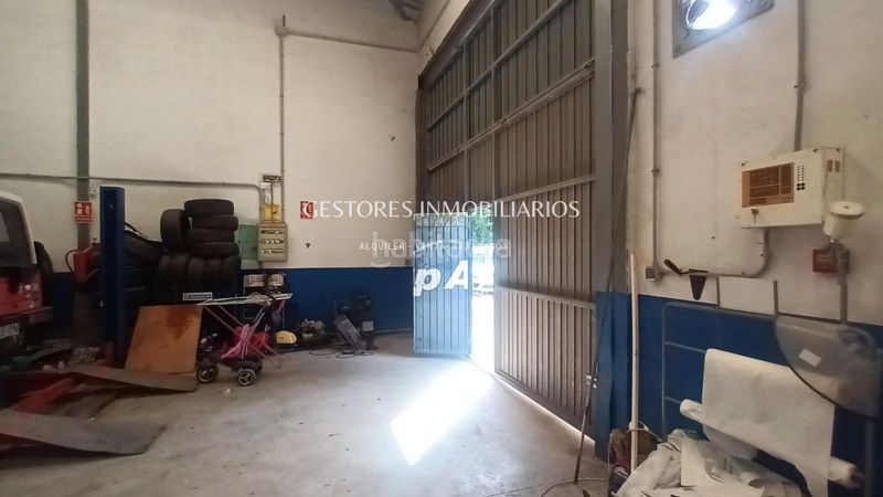 Foto a455a32b-dbb4-42f2-b174-2314aa0a0b19. Capannone industriale in Alfafara