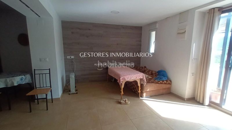 Foto 75fc80ff-b7eb-47db-9b4a-c767b32342c3. Casa adossada a Santa Rosa Alcoi