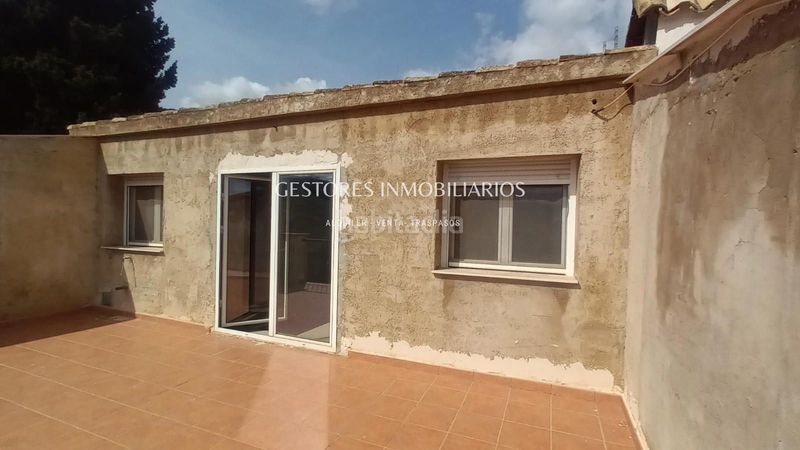 Foto dfd8793d-64cb-4201-a12a-f1e0bcdb0009. Casa adossada a Santa Rosa Alcoi