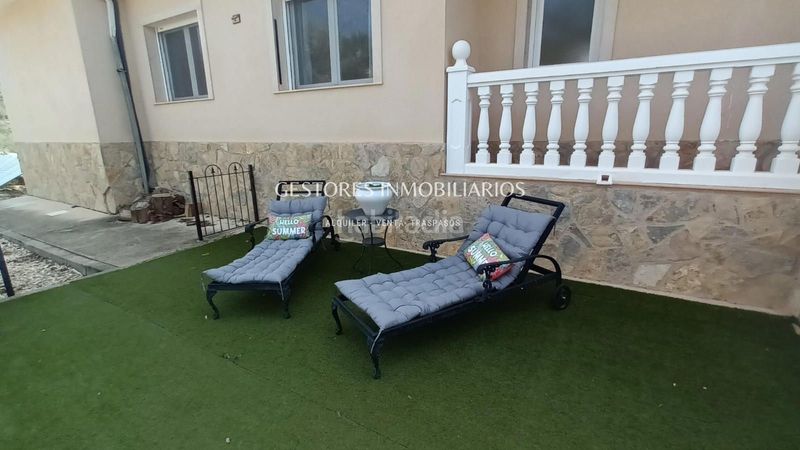 Foto 14f9fdf6-e680-4cd8-958d-8c0571435310. Xalet amb calefacció piscina a Beniarrés