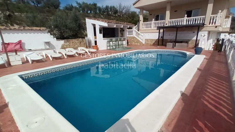 Foto 35aacd82-cce5-42a1-9af8-62cc9a80e81a. Xalet amb calefacció piscina a Beniarrés