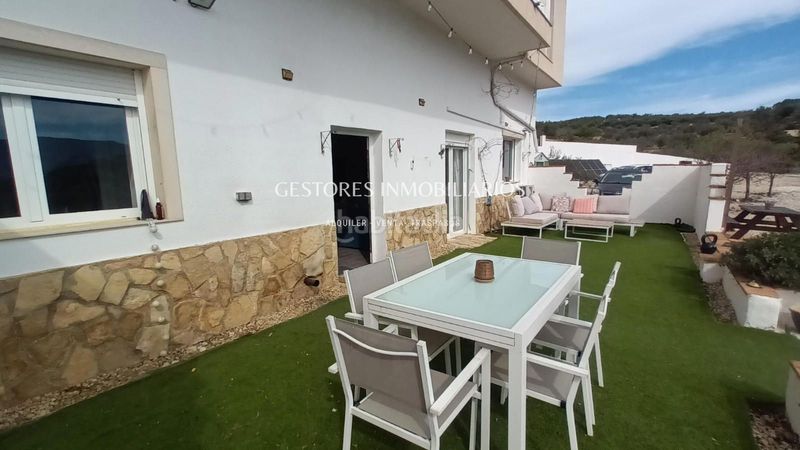 Foto 450a3b13-5556-4283-a93e-7fb2ca5bc261. Xalet amb calefacció piscina a Beniarrés