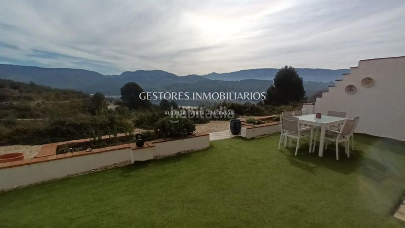 Foto 4d776db4-e2c8-4543-9722-6aa56ac21163. Xalet amb calefacció piscina a Beniarrés