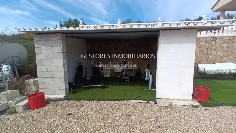 Foto 635d9914-b73c-4475-9da1-3528901e9e93. Xalet amb calefacció piscina a Beniarrés