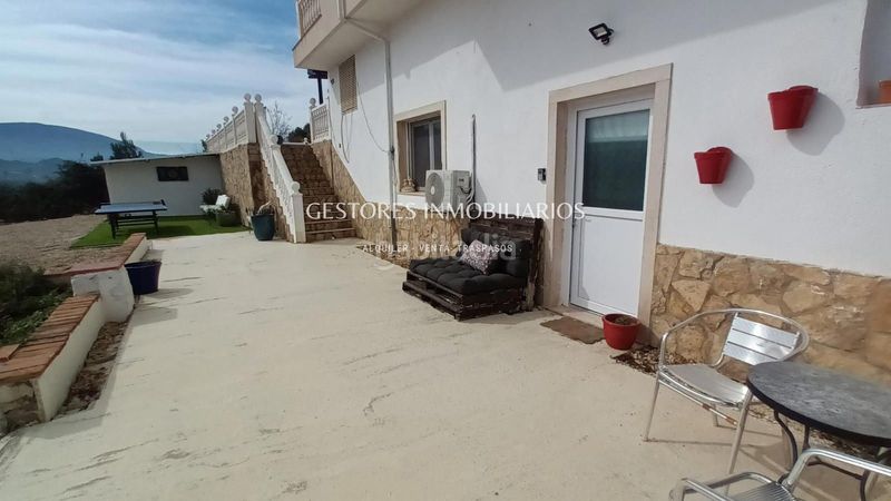 Foto c922ee42-57c5-4694-a48e-55a7e57e7847. Xalet amb calefacció piscina a Beniarrés