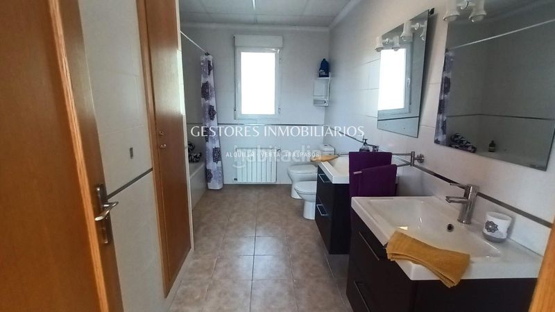 Foto cac0e025-fd9e-43df-ab3f-8206c60dd7d7. Xalet amb calefacció piscina a Beniarrés