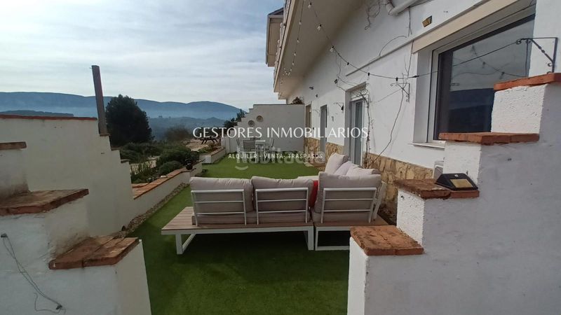 Foto eec17691-989e-4f54-b133-8066d7386dde. Xalet amb calefacció piscina a Beniarrés