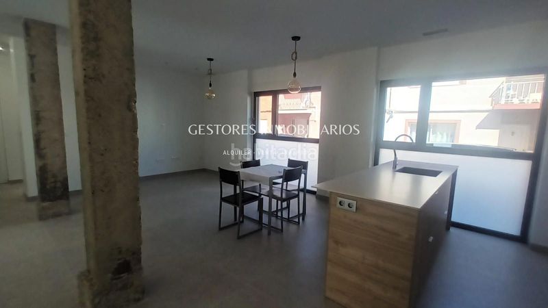 Foto d27bb3fb-d3b8-4eb8-a139-a5a3e63c9b98. Pis a Muro de Alcoy