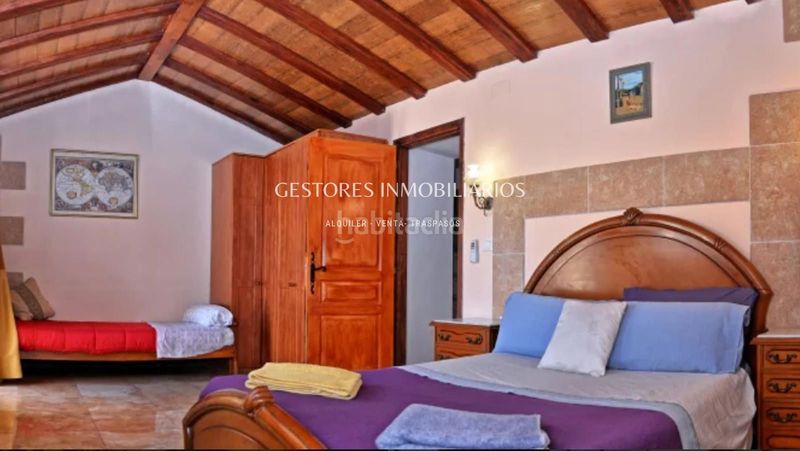 Foto 8be9f20e-b928-4a5e-a293-fc4914cd823a. Casa amb calefacció piscina a Palomar