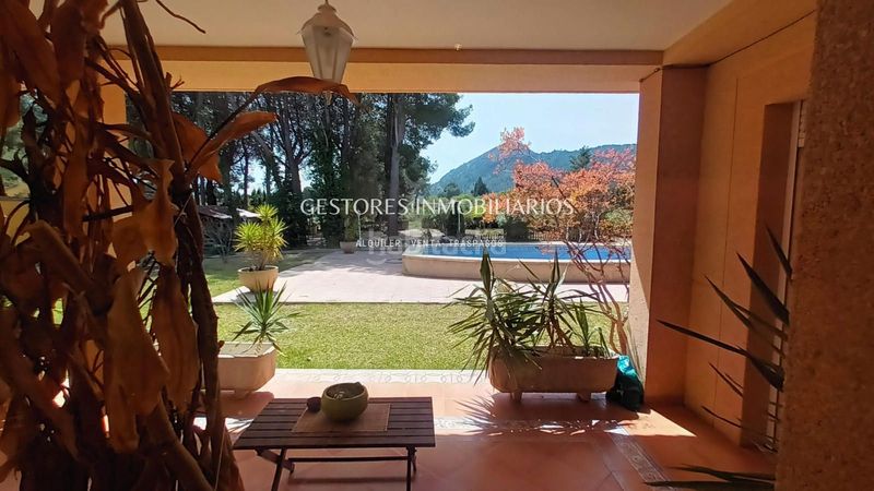 Foto 15a244b8-8916-404c-b047-1cbe1c37b612. Chalet  en Cocentaina