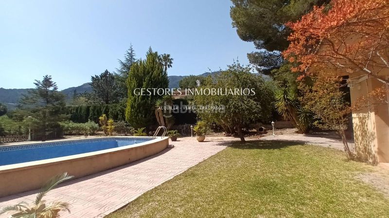 Foto 3ea35d0b-43af-4a62-a0b0-8ac66a93b5d8. Chalet  en Cocentaina