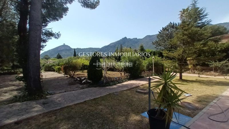 Foto 520d2990-cabe-4a83-996b-f705e2723f51. Chalet  en Cocentaina