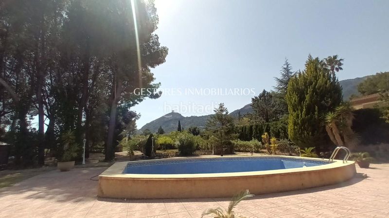 Foto a51f3cfe-0573-454e-ad40-462f13d7f23e. Chalet  en Cocentaina