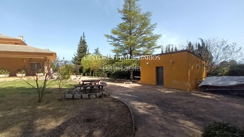 Foto ab957199-9be0-4bc2-8a54-58385dc27b0a. Chalet  en Cocentaina