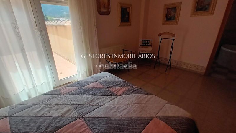 Foto bc6228f6-4fa9-4be8-a276-25fb7a1ade93. Chalet  en Cocentaina