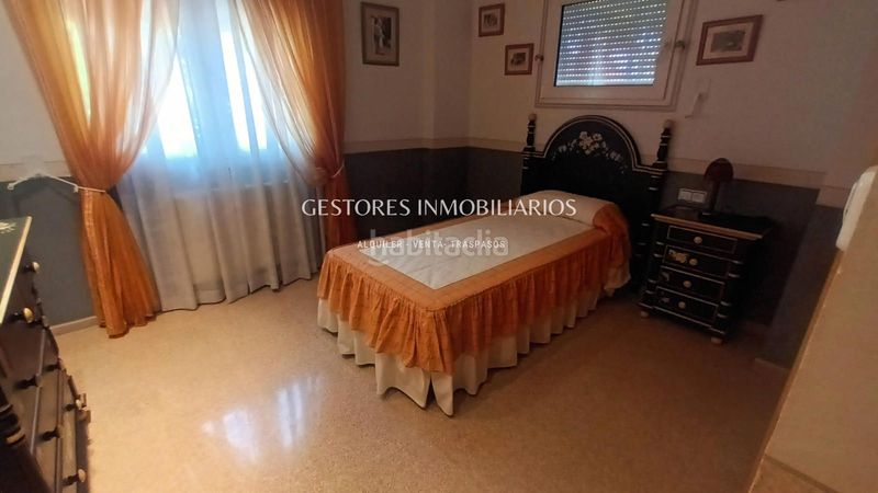 Foto e4200aff-6675-47a8-b9cb-241513f5c40e. Chalet  en Cocentaina