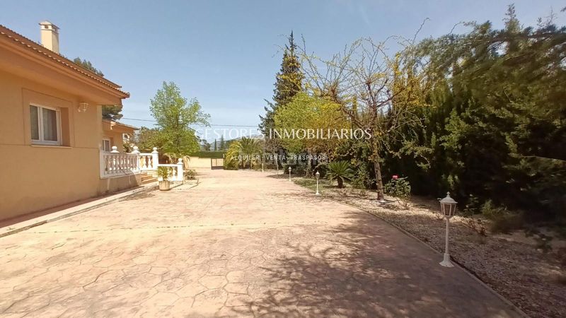 Foto ea2ea841-cc5a-4dc3-90ff-6dc67fb2a14e. Chalet  en Cocentaina