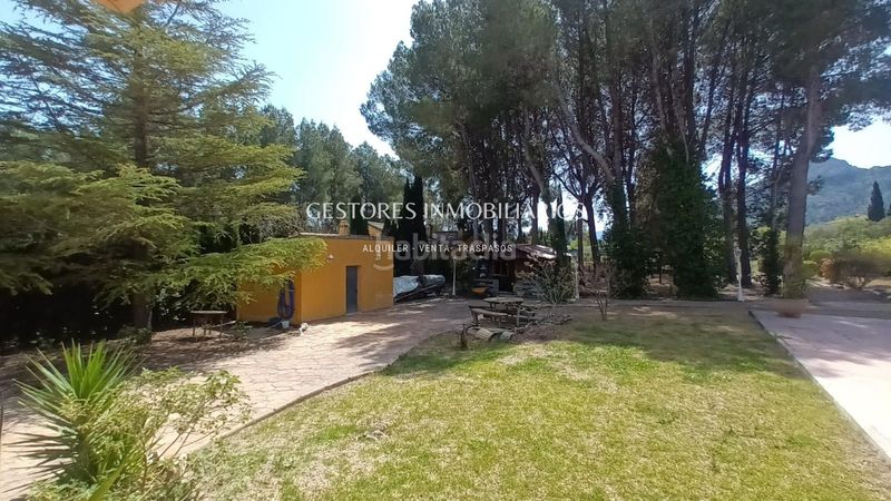 Foto ebd49a92-fe56-4fca-b8e4-213c620fa6d7. Chalet  en Cocentaina