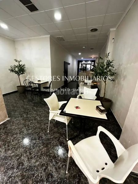 Foto ce218a63-a681-4ba2-aacf-61282adb3cd2. Local comercial a Eixample Alcoi