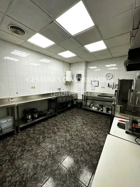 Foto f6cf96c9-87e6-40ca-b6a4-ffeb3fcb8130. Local comercial a Eixample Alcoi