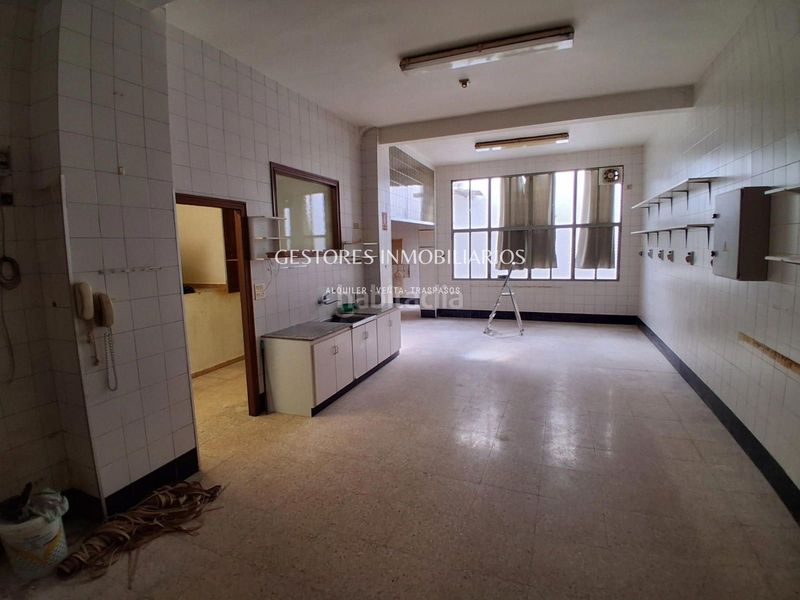 Foto cec13440-f0ed-4e9f-b83c-8eded05dc696. Local comercial a Cocentaina