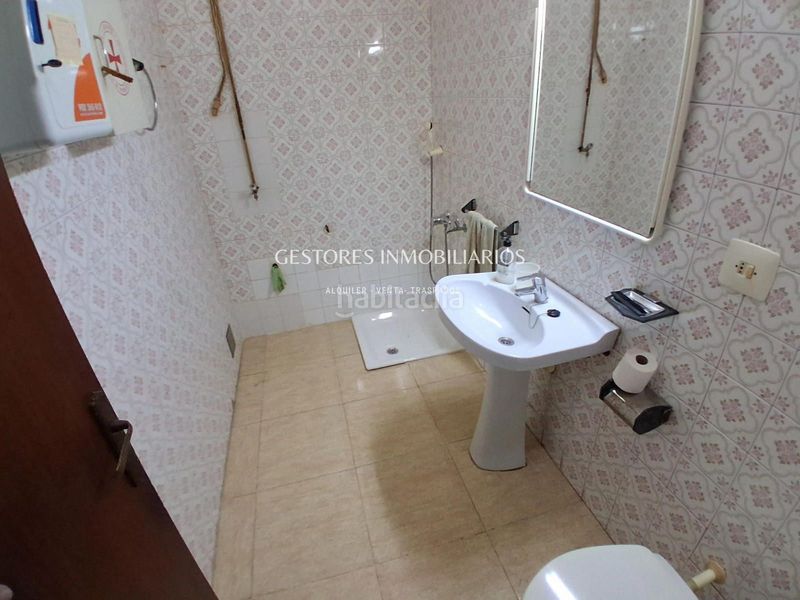 Foto d393cab6-1927-4171-97f1-35fcaae71f7a. Local comercial a Cocentaina