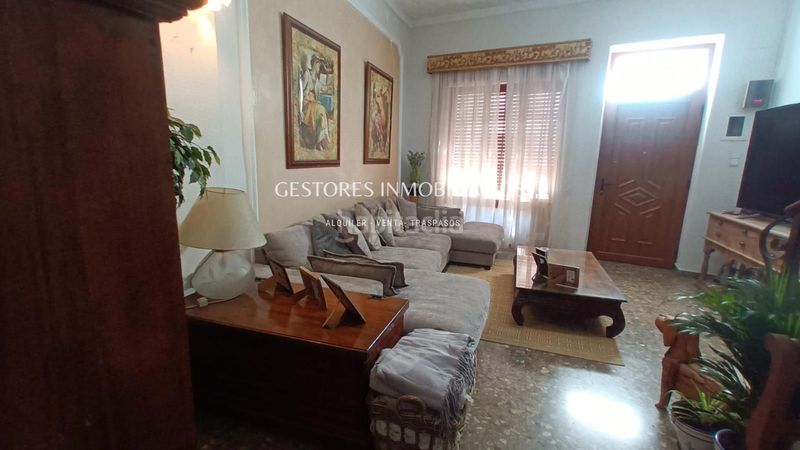 Foto b3fb660d-2705-407b-8f64-ca98f8ec0130. Casa a Centro Ontinyent