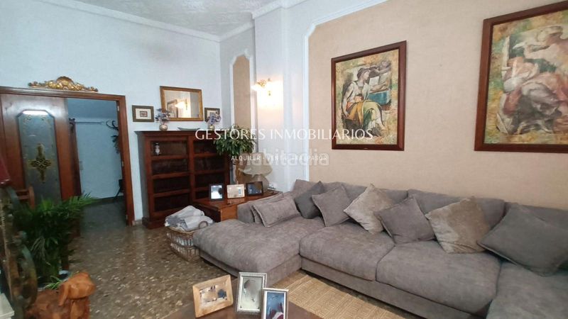 Foto f1a3e108-35f8-4863-96d5-420ed9603e6c. Casa a Centro Ontinyent
