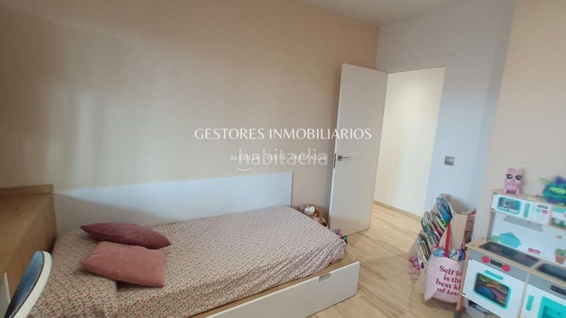 Foto 4e443075-8a79-44e1-ac8e-fa69586f373b. Àtic amb calefacció aparcament a Ibi