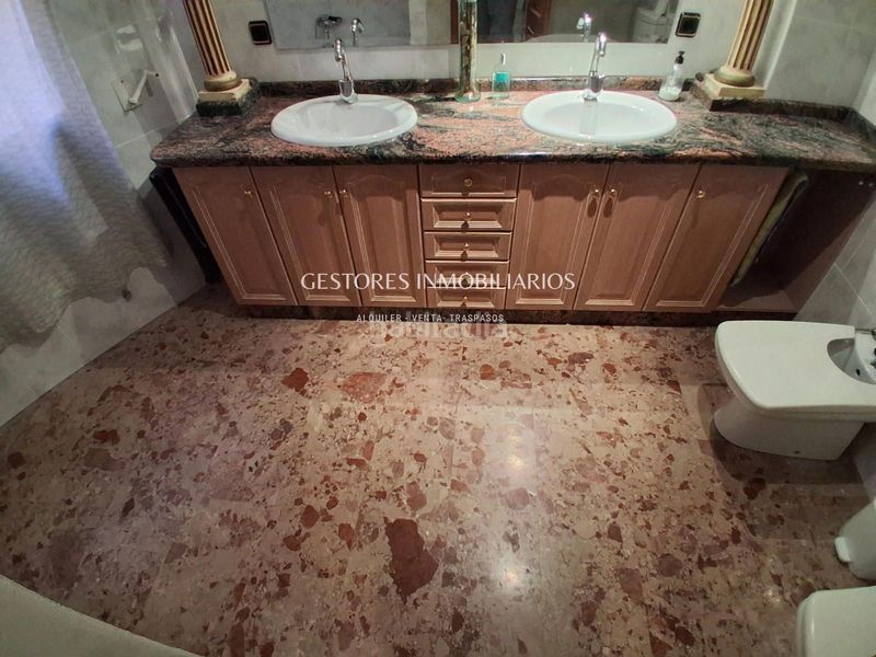 Foto 2f8f81d0-4e94-4583-9531-ac1207bee210. Edificio se vende casa en Cocentaina