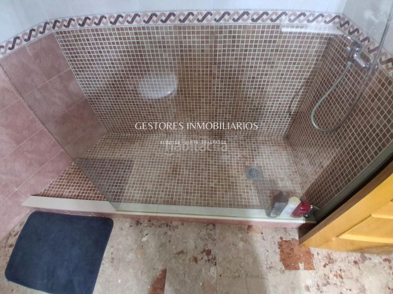 Foto 74e2c739-ebc9-4fec-990d-dc54cfb9bf87. Edificio se vende casa en Cocentaina