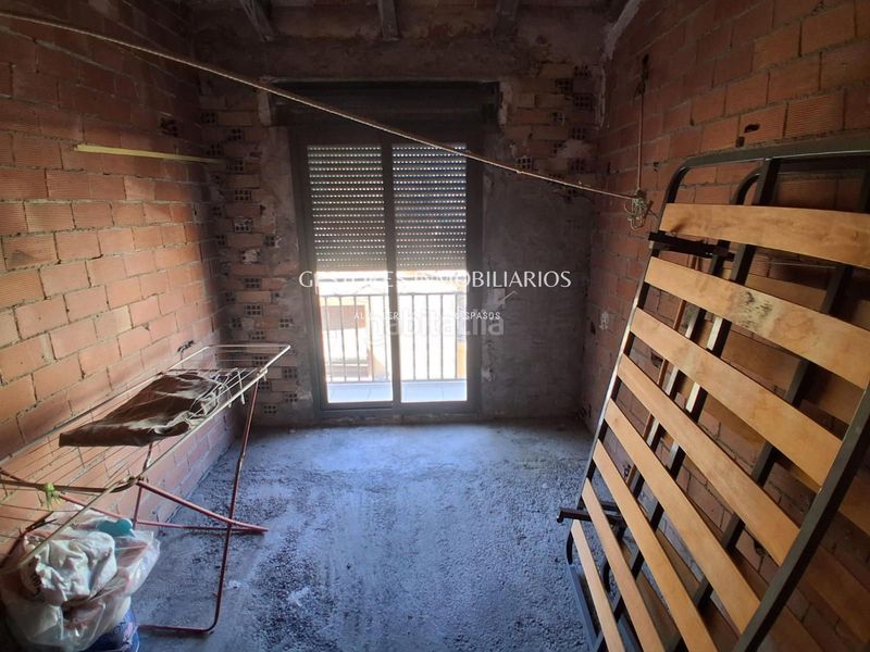 Foto 9556d968-96d5-401e-a9dc-74b5d51fee91. Edificio se vende casa en Cocentaina