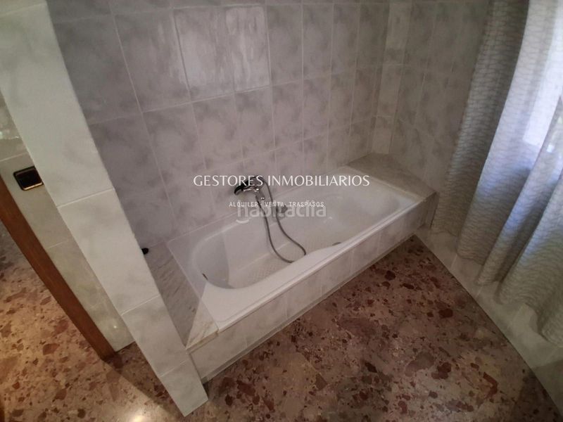 Foto b6582459-250e-4d8b-a69f-8d689035d15b. Edificio se vende casa en Cocentaina