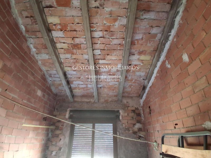 Foto b718c6f2-1b8f-477e-90f9-458cda4c3bb5. Edificio se vende casa en Cocentaina