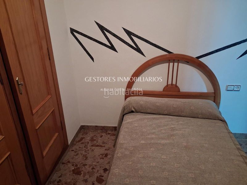 Foto c5f33eb7-20f3-49c9-b6cd-b11a8224a09c. Edificio se vende casa en Cocentaina