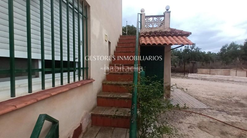 Foto 751a862e-2a59-4c29-9886-d72845f45ddc. Xalet amb calefacció aparcament piscina a Onil