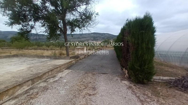 Foto e4aac2c5-c472-4b49-a987-06c94096e6f2. Xalet amb calefacció aparcament piscina a Onil