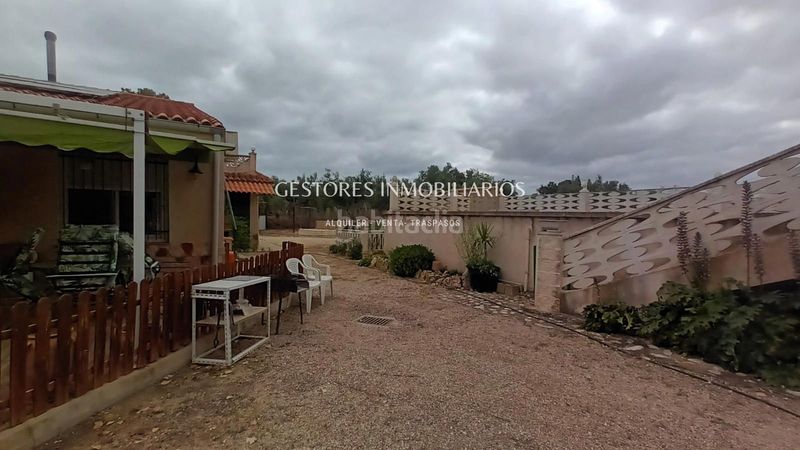 Foto e9d0ac51-2a12-443d-9779-0d333ee72b04. Xalet amb calefacció aparcament piscina a Onil