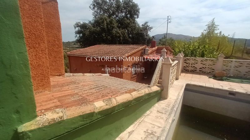 Foto 4923933d-cae4-4cba-894b-e5e9a5e7f210. Xalet amb piscina a Cocentaina