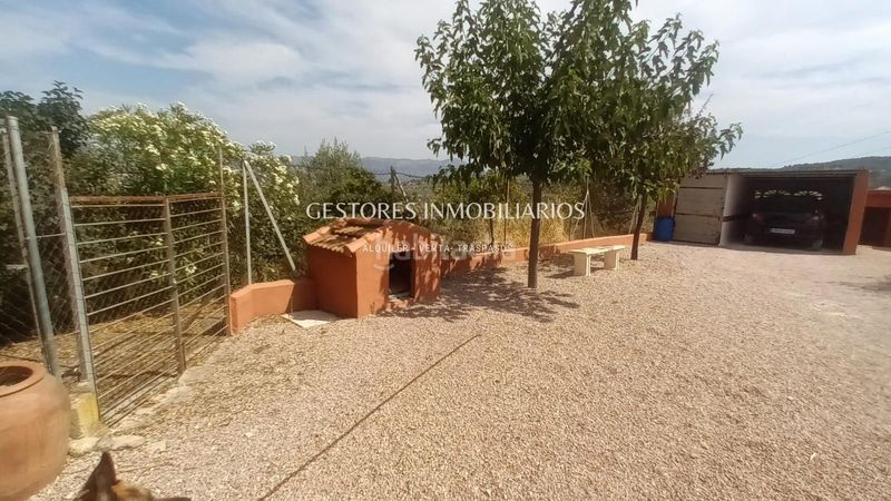 Foto ed260ed4-bfc4-4f99-be59-801237ef7077. Xalet amb piscina a Cocentaina