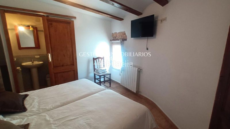 Foto 2a821e08-e18a-49b9-8edc-4daeb2959022. Casa amb calefacció aparcament a Penàguila