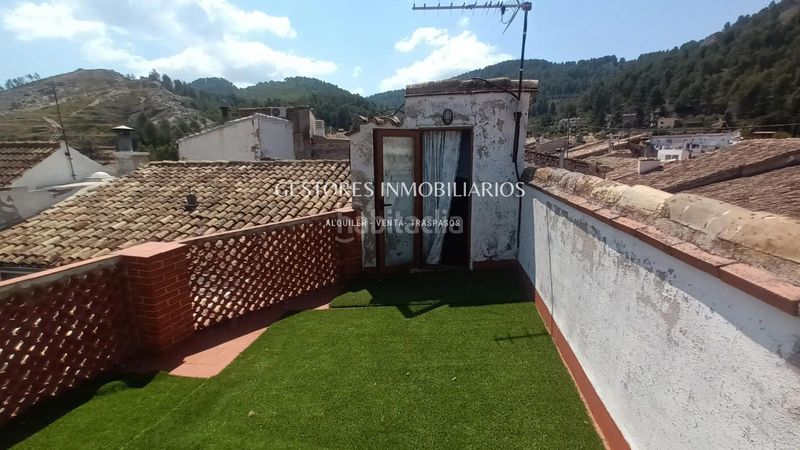 Foto 48442e7e-75d4-4e04-af18-3d2bf3cea8dc. Casa amb calefacció aparcament a Penàguila